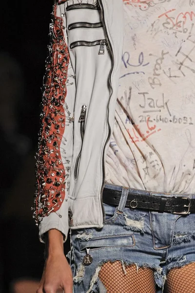 Look 42